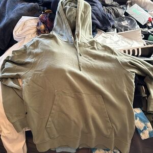 Green Vineyard Vines Sweatshirt Size Large